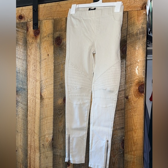 Beulah Pants - NWT Beulah leggings